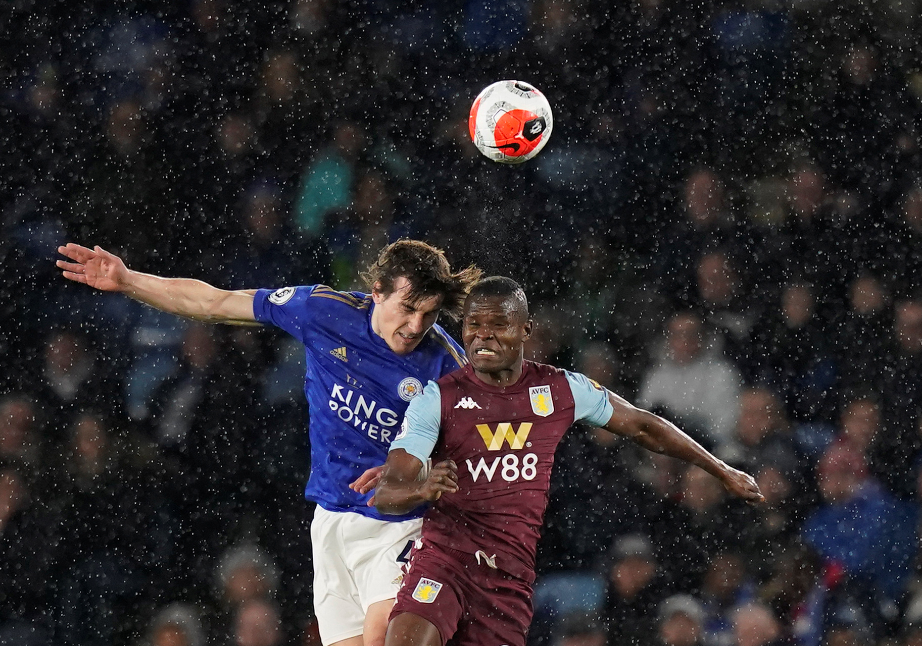 他们通过团 他们通过团